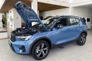 Volvo XC40 - фото 24