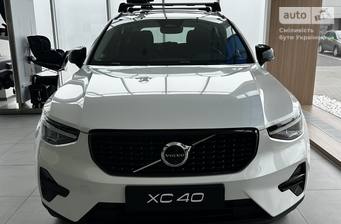 Volvo XC40 2025 Ultra