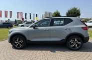 Volvo XC40 Plus Dark