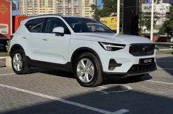 Volvo XC40 2025 Core