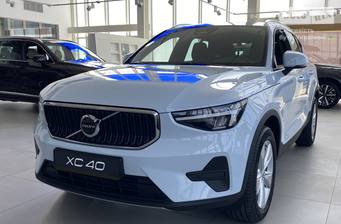 Volvo XC40 2025 Core