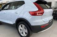 Volvo XC40 - фото 8