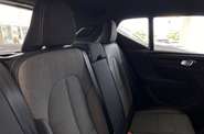 Volvo XC40 - фото 15