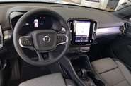 Volvo XC40 - фото 23