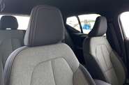Volvo XC40 - фото 13