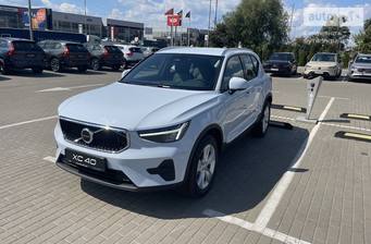 Volvo XC40 2025 Core
