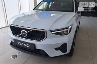 Volvo XC40 2025 Core
