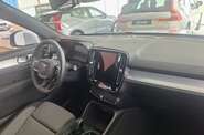 Volvo XC40 Core