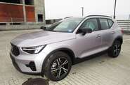 Volvo XC40 Plus Dark