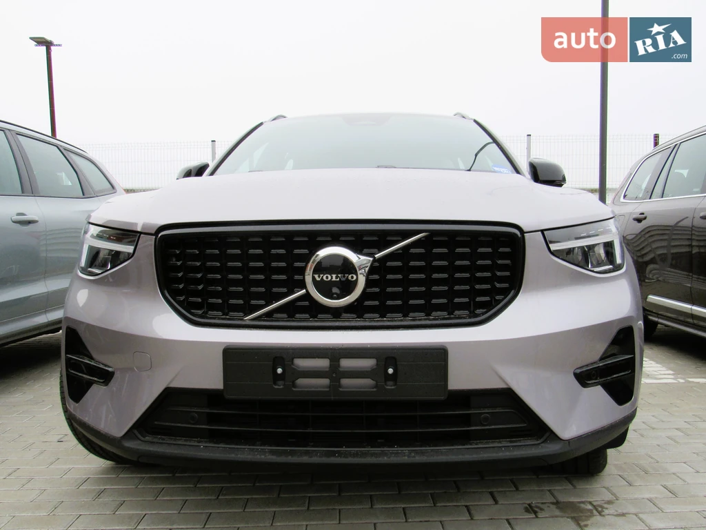 Volvo XC40 Dark Plus