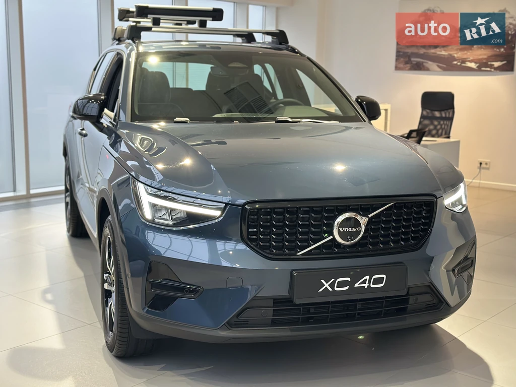 Volvo XC40 Dark Plus