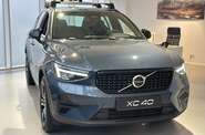 Volvo XC40 Dark Plus