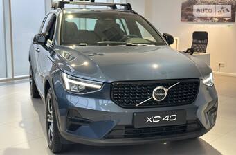Volvo XC40 2.0 AT (163 к.с.) 2025