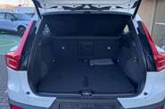 Volvo XC40 Plus Dark