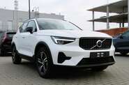 Volvo XC40 - фото 1