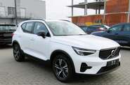 Volvo XC40 - фото 2