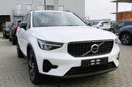 Volvo XC40 - фото 3