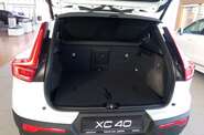 Volvo XC40 Dark Plus