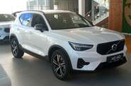 Volvo XC40 Dark Plus
