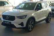 Volvo XC40 Dark Plus
