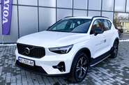 Volvo XC40 Dark Plus