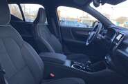 Volvo XC40 Dark Plus