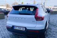 Volvo XC40 - фото 6