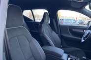 Volvo XC40 - фото 13