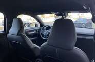Volvo XC40 - фото 17
