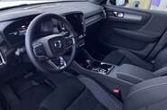 Volvo XC40 - фото 24