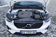 Volvo XC40 - фото 25