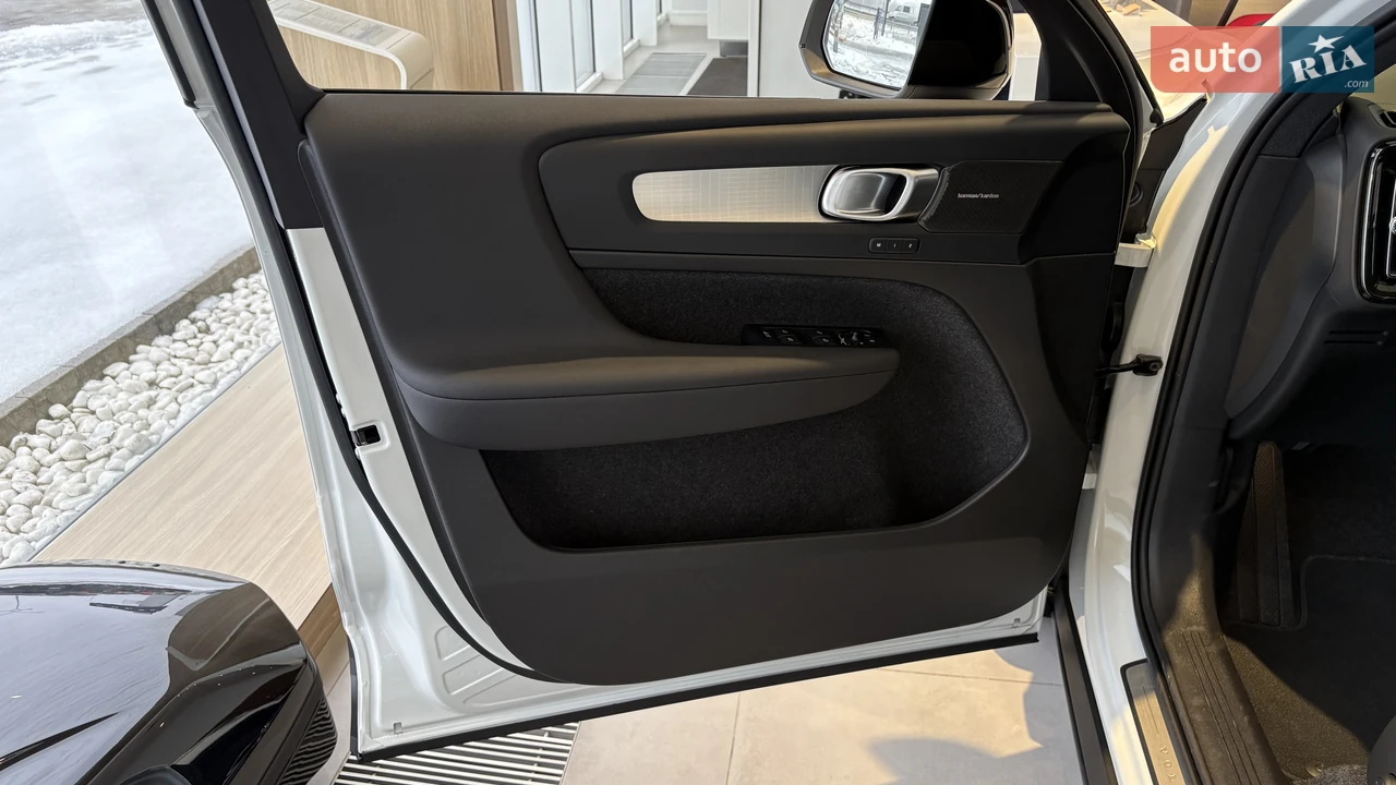 Volvo-23