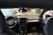 Volvo XC40 Plus Dark