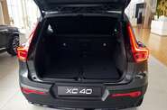 Volvo XC40 - фото 11