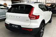 Volvo XC40 - фото 7