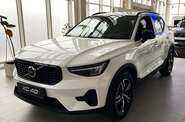 Volvo XC40 - фото 4