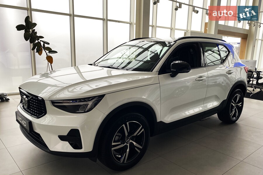 Volvo XC40 - фото 5