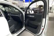 Volvo XC40 - фото 19