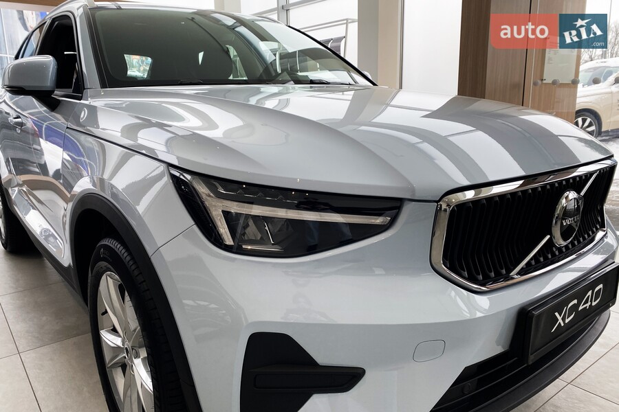 Volvo XC40 - фото 7