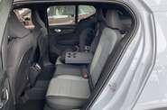 Volvo XC40 - фото 18