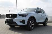 Volvo XC40 - фото 2