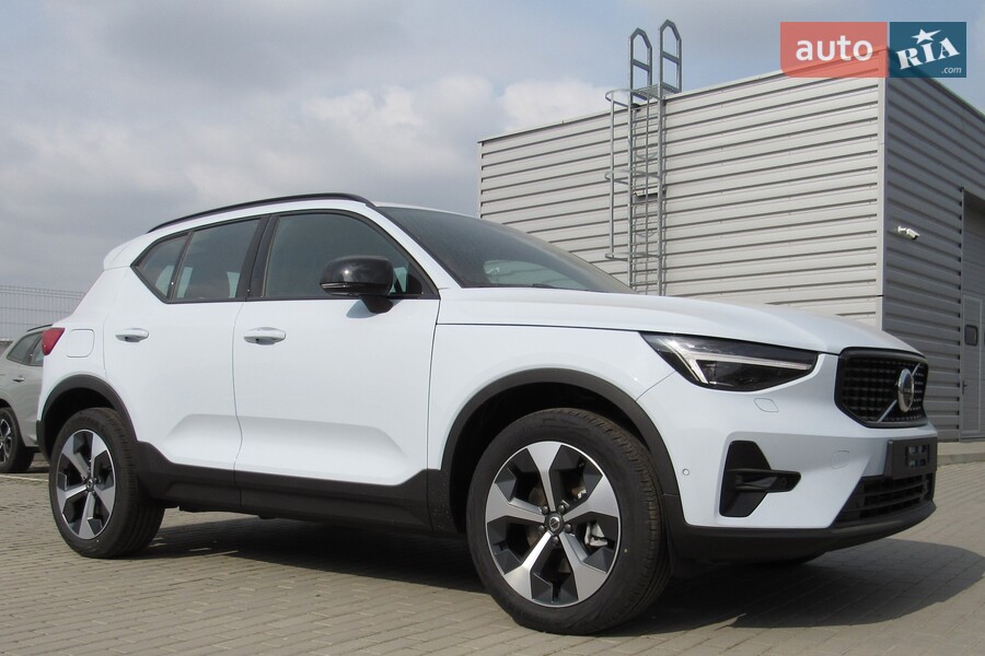 Volvo XC40 - фото 5