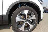 Volvo XC40 - фото 10