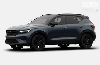 Volvo XC40 2026 Ultra Black Edition