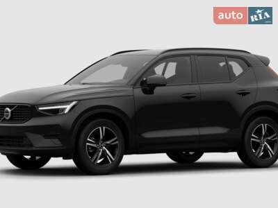 Volvo XC40 2026 Dark Plus