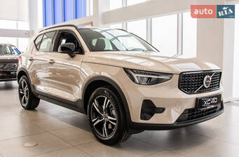 Volvo XC40 2.0 DCT (163 к.с.) MHEV 2026