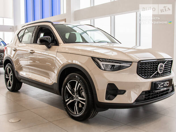 Volvo XC40 2026