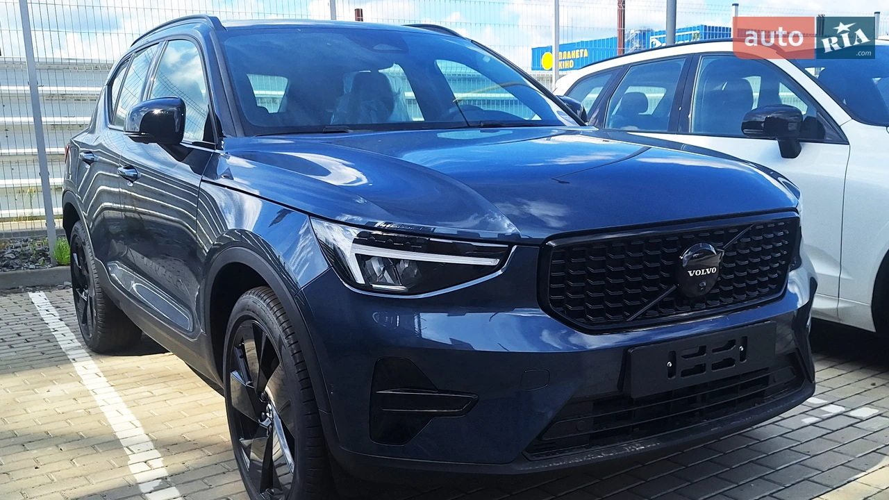 Volvo XC40 Ultra Black Edition