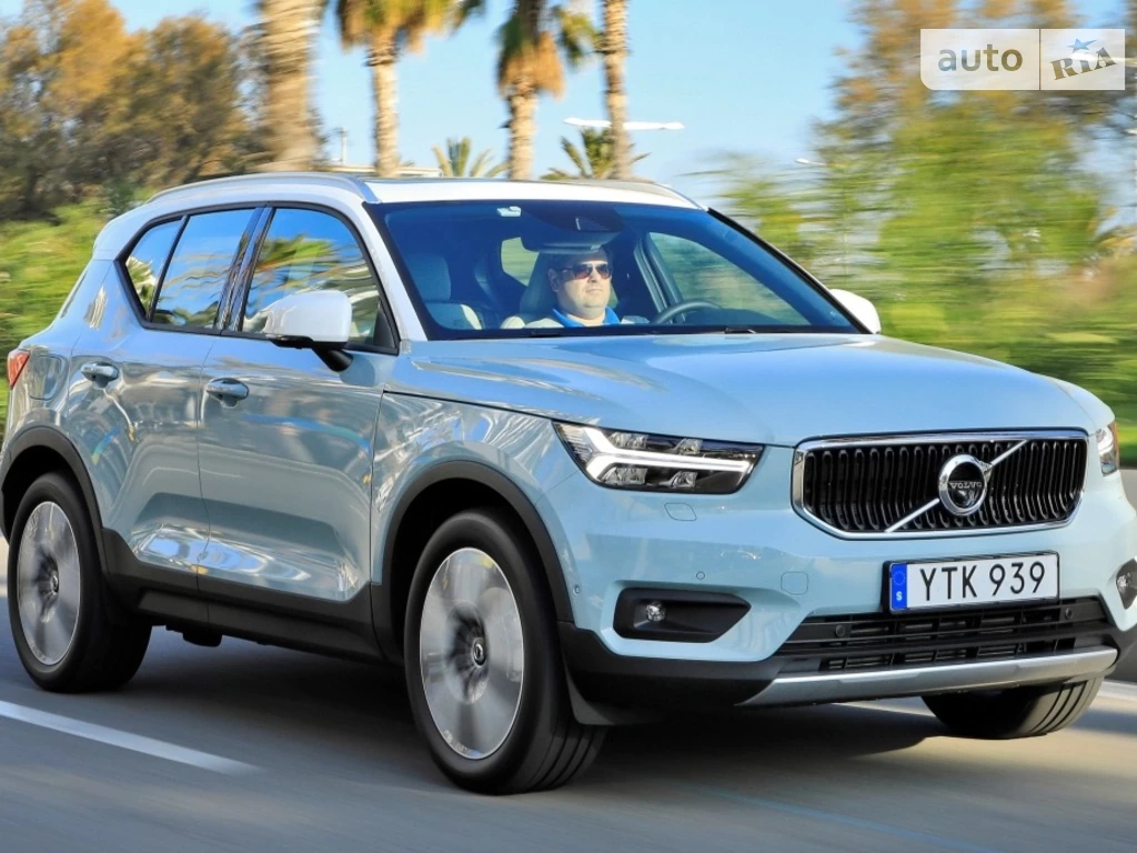 Volvo XC40 Momentum