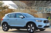 Volvo XC40 Momentum